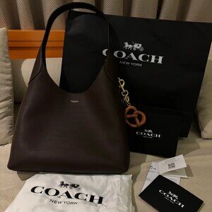 Coach Brooklyn Shoulder Bag 28 – BrassMaple NWT with Dust Bag
